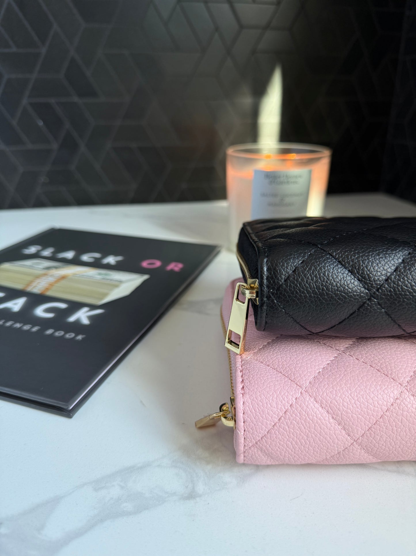 A6 Quilt Binder Zipper - Black or Pink